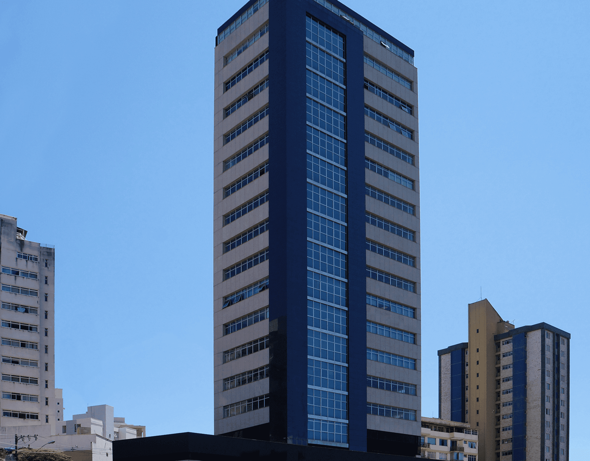 Edifício corporativo em Belo Horizonte — endereço fiscal JHCM Coworking